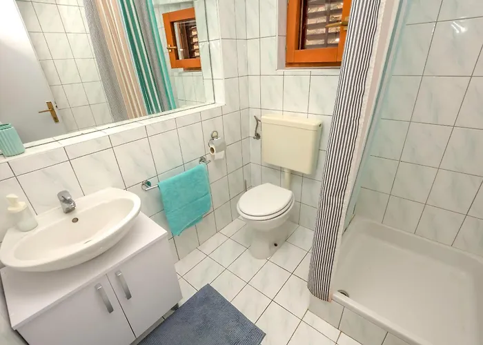 Apartment Mladen *
