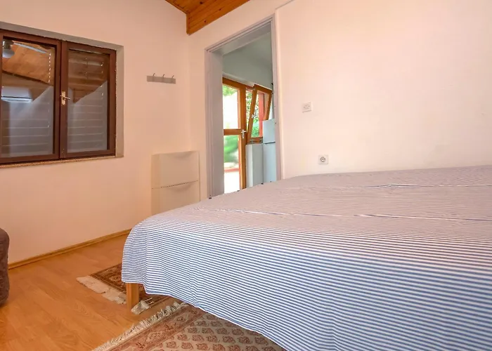 Mladen Apartment *